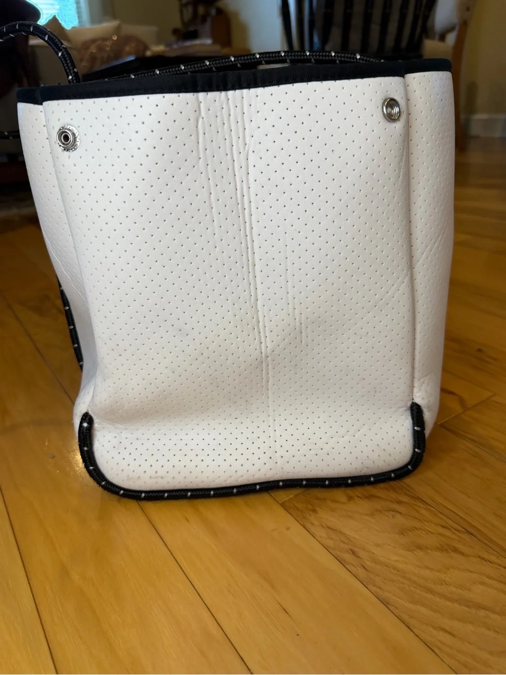 HAUTE SHORE White Neoprene Tote with Red and Green Center Stripe